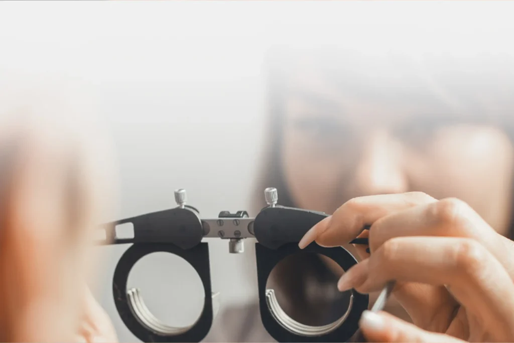 Vision intervention session in Dubai for low vision management.